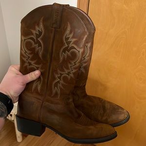 Mens Justin Cowboy boots size 11EE